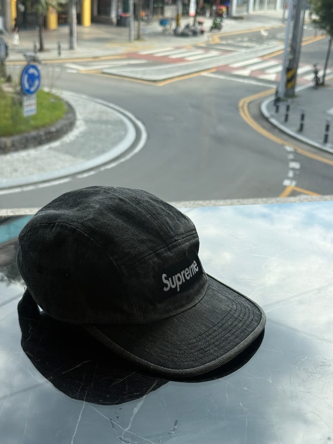 Supreme Coated Denim Camp Cap Black - 24 상품이미지1