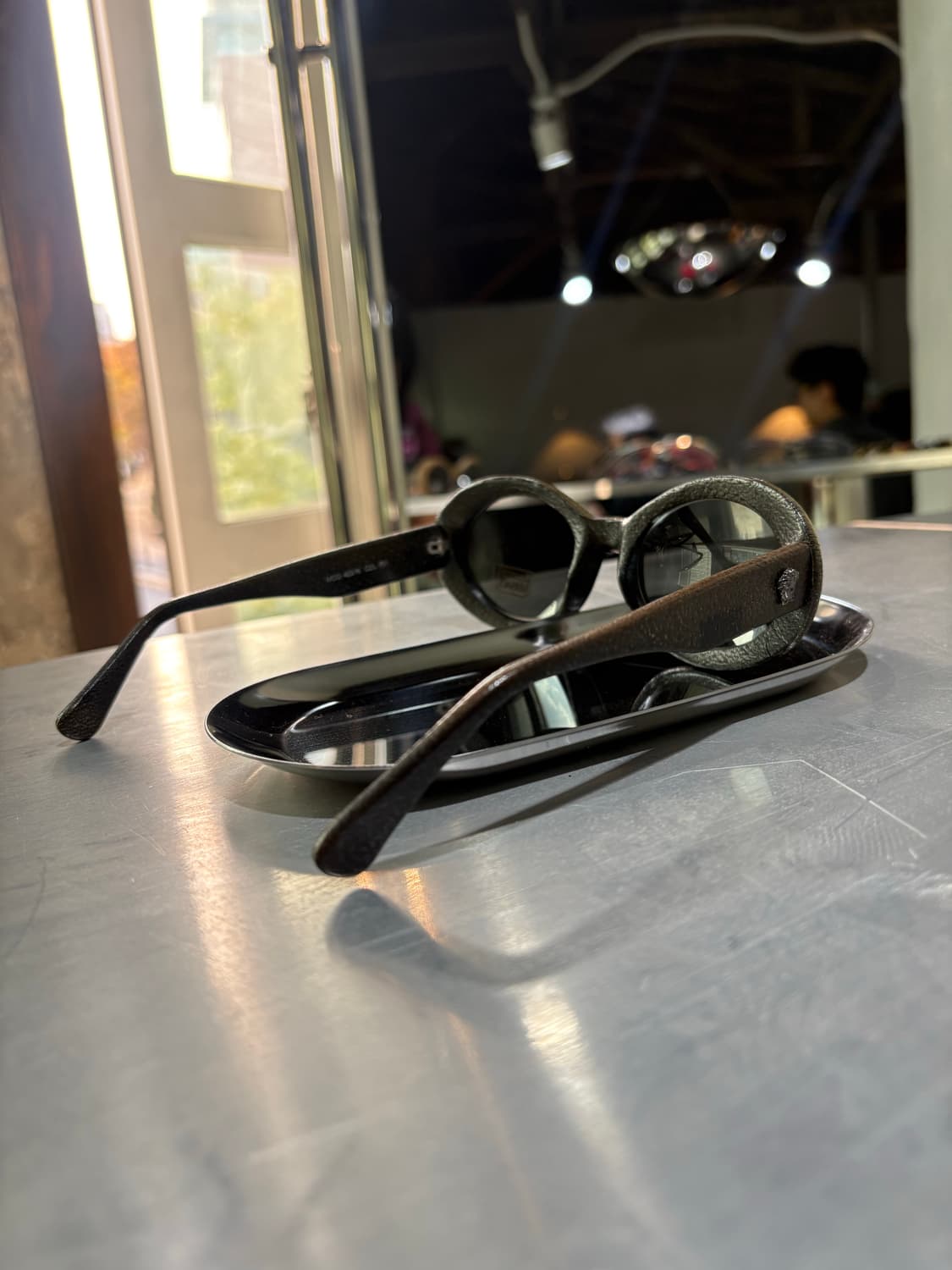 지아니 베르사체 레더 선글라스 90‘sMOD 403/N COL. P01 상품이미지3