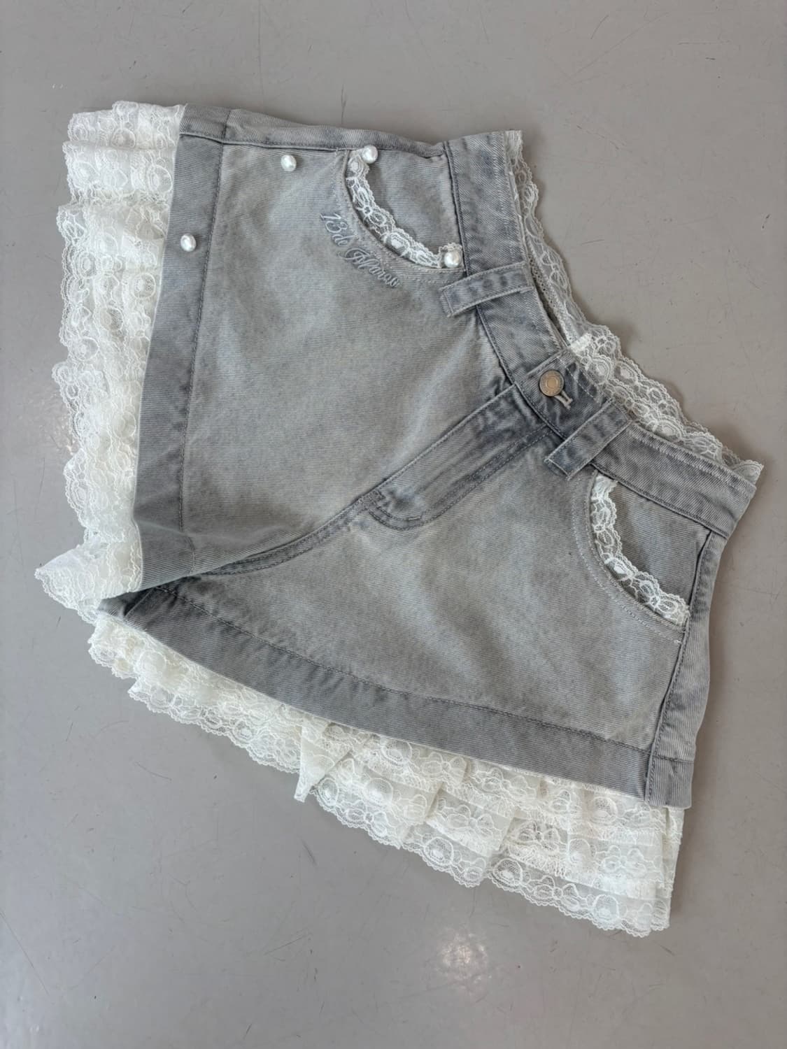 (New) 13de Marzo Lace Denim Shorts 상품이미지3