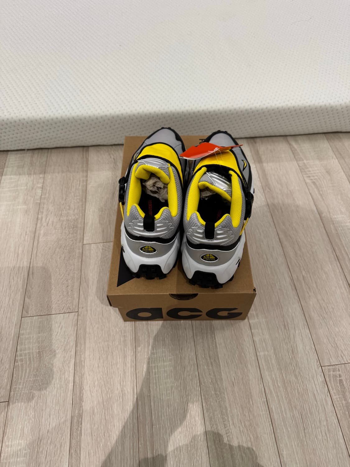 나이키 ACG 파사드 옐로우 255 새상품 상품이미지3