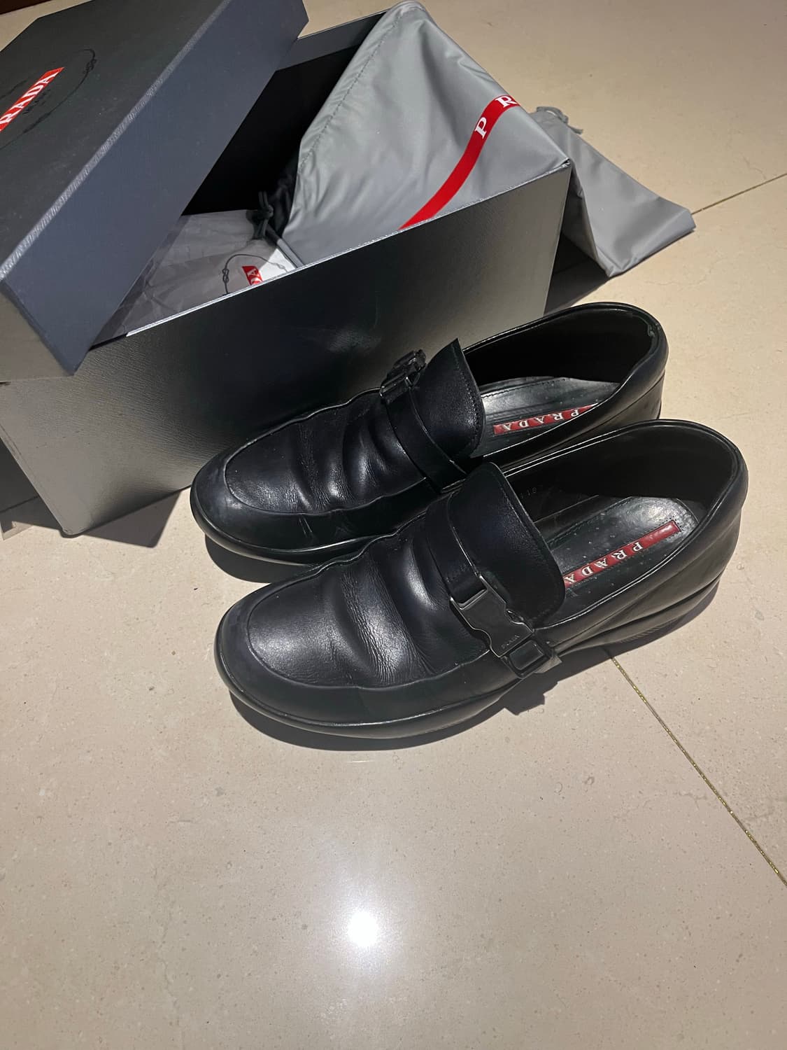 프라다 스포츠 버클 로퍼 스니커즈 6.5 상품이미지1