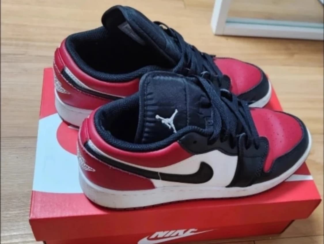 나이키 조던 235사이즈  나이키조던1로우 브레드토 235사이즈 상품이미지3