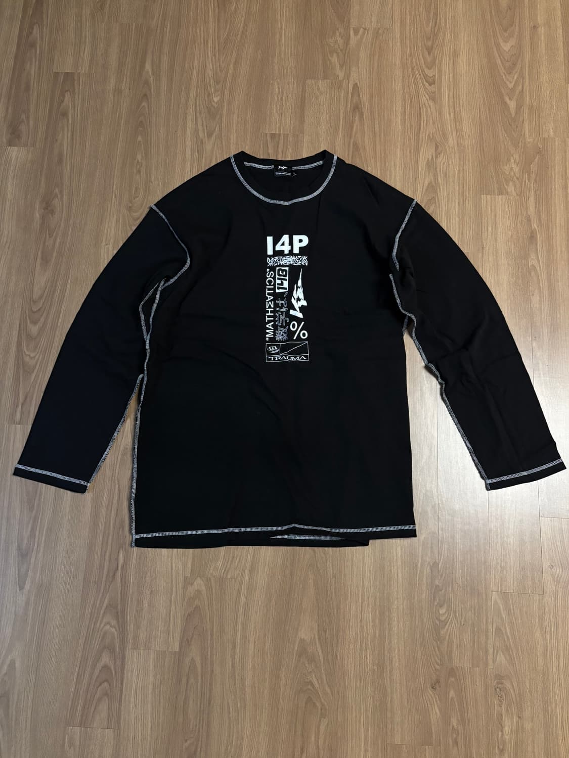 [L] I4P 스티치 롱슬리브 상품이미지1