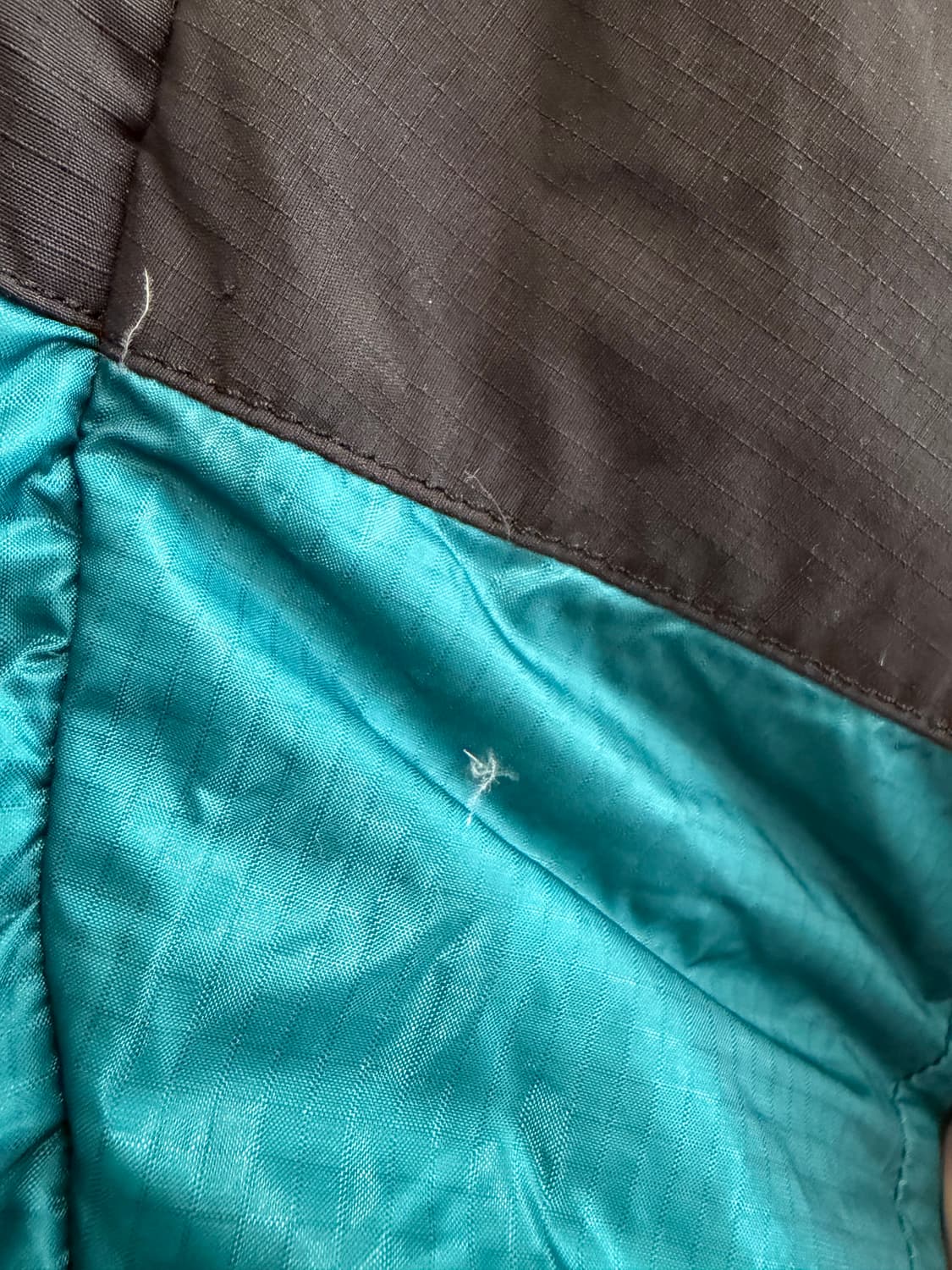 마운틴하드웨어 패딩  상품이미지4