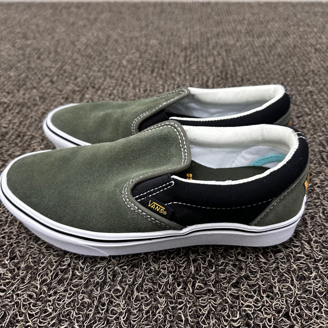 [새상품] VANS 반스 컴피쿠시 슬리온 카키 신발 220 상품이미지3