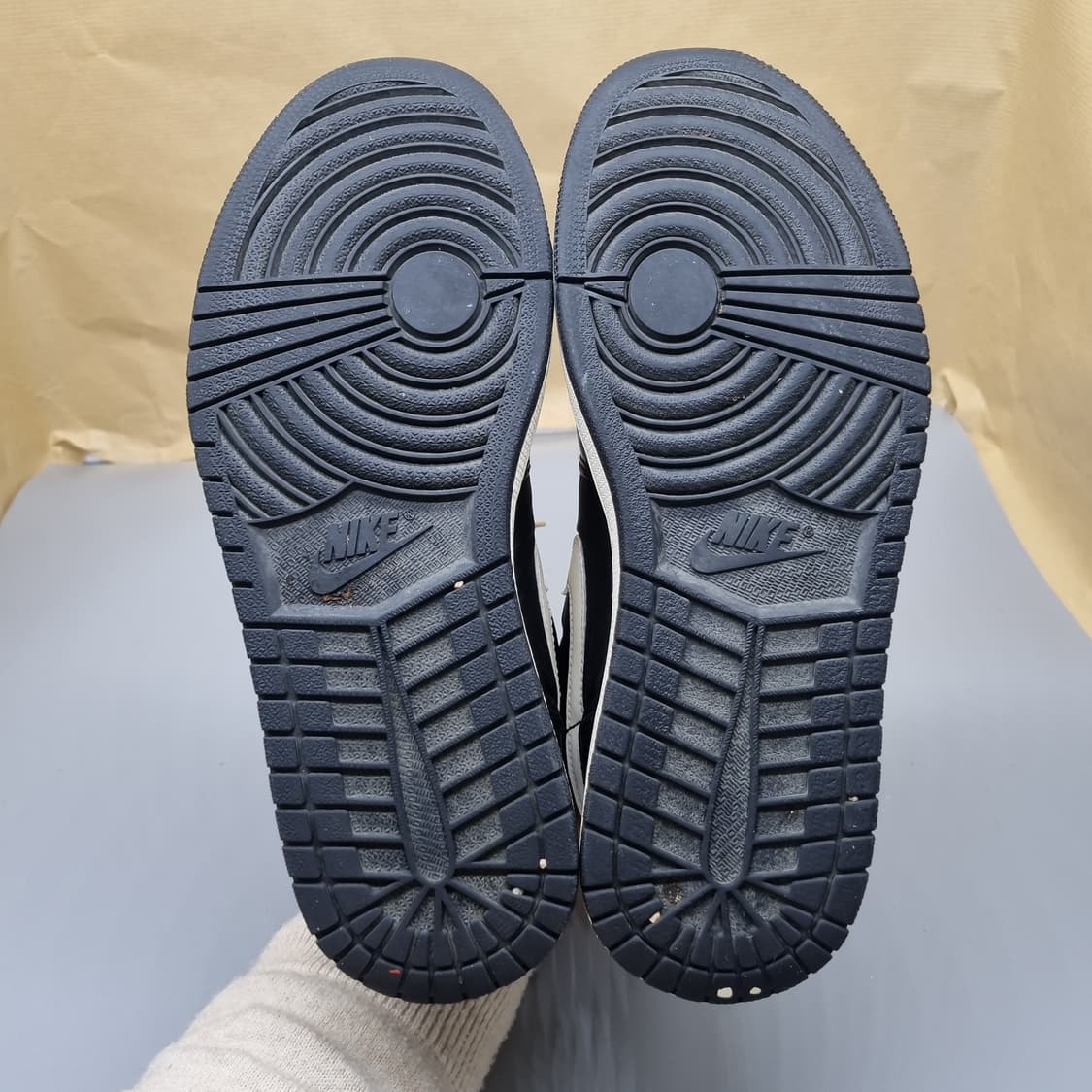 나이키 조던1 남성미드265 상품이미지3