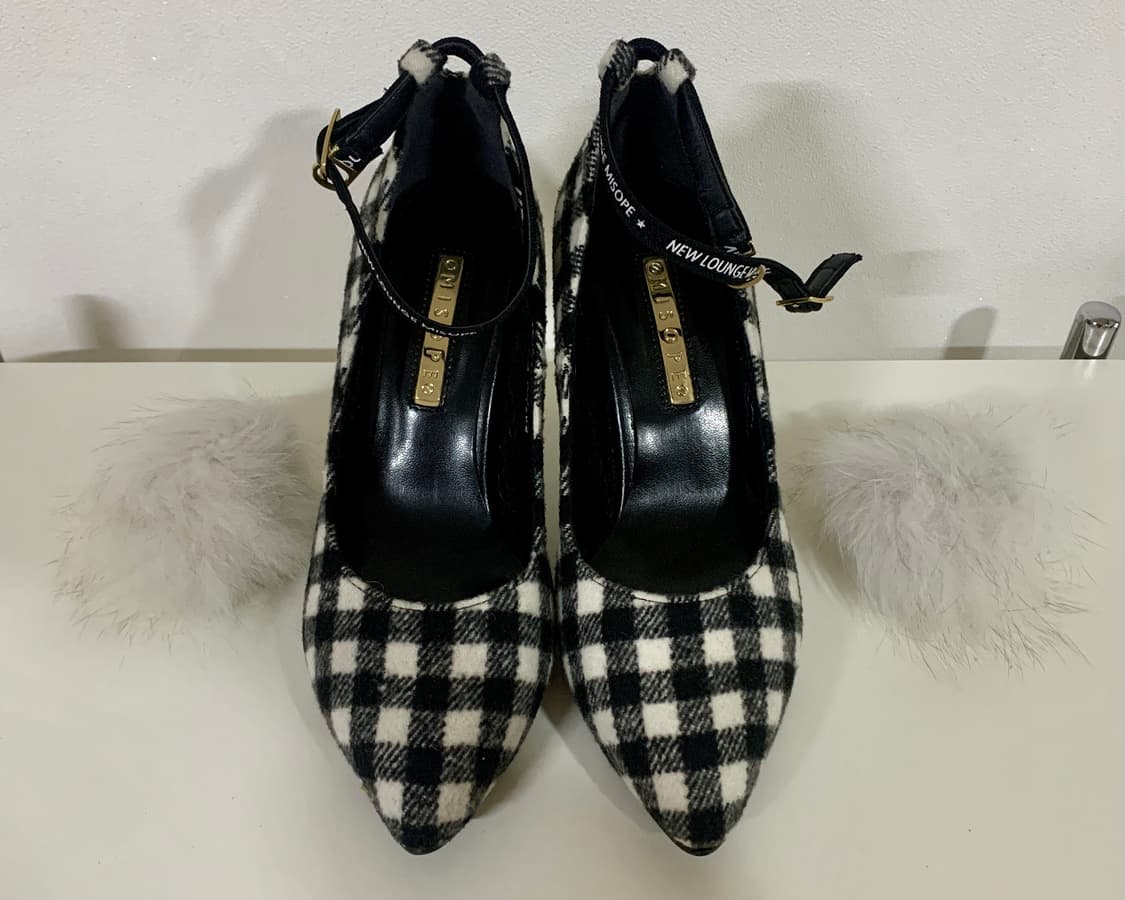 미소페 MISOPE 블랙앤화이트 체크 하이힐 퍼 장식 펌프스 슈즈 구두  상품이미지2