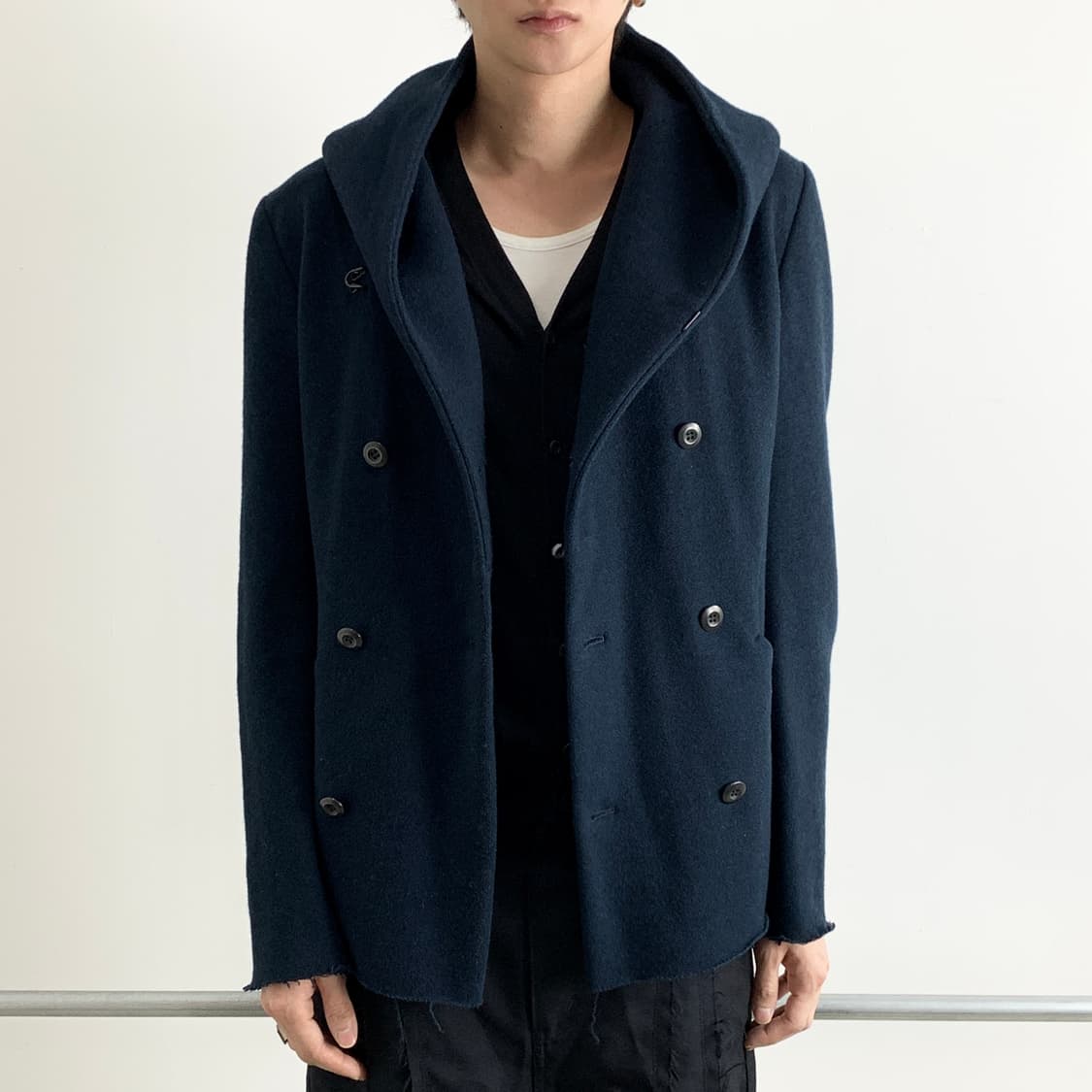 카즈유키 쿠마가이 어태치먼트 멜톤 빅 후드 더블 코트 상품이미지2