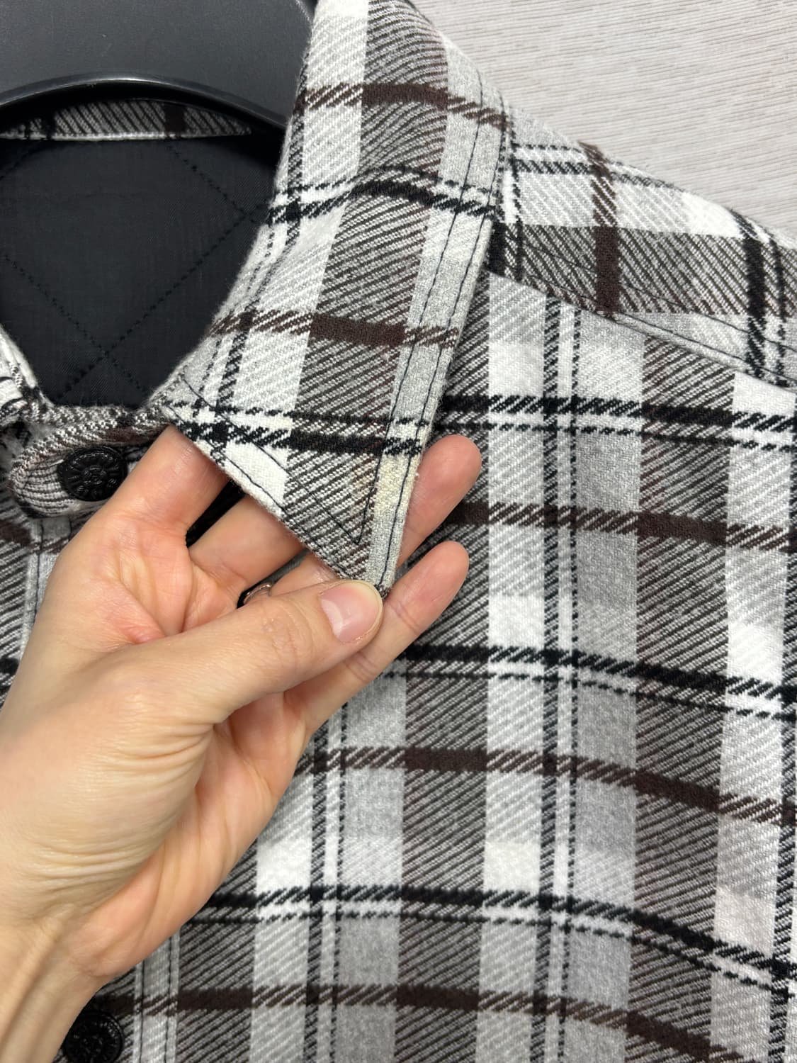 오프화이트 퀼팅안감 셔츠아우터 상품이미지10