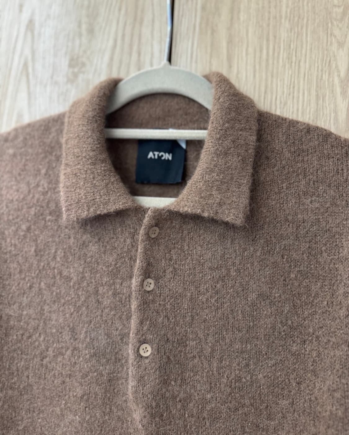 ATON 베이비알파카 폴로 니트 카멜브라운 4 사이즈  2번 입었습니다  상품이미지2