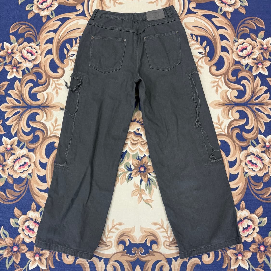 (S)마땡킴 Matin Kim 24ss 더블니 팬츠(차콜) 상품이미지5