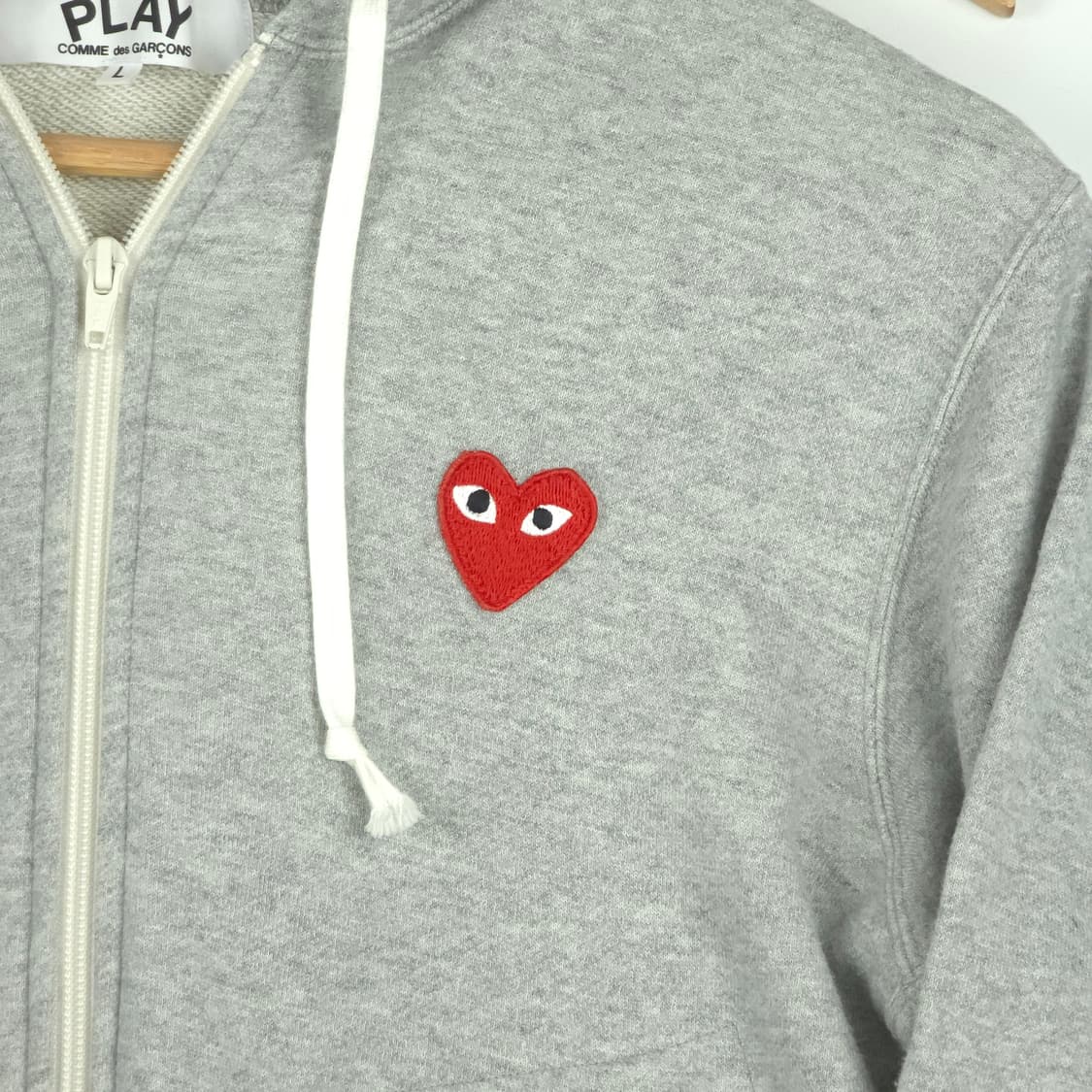 [L] 꼼데가르송 플레이 레드하트와펜 후드집업 상품이미지4