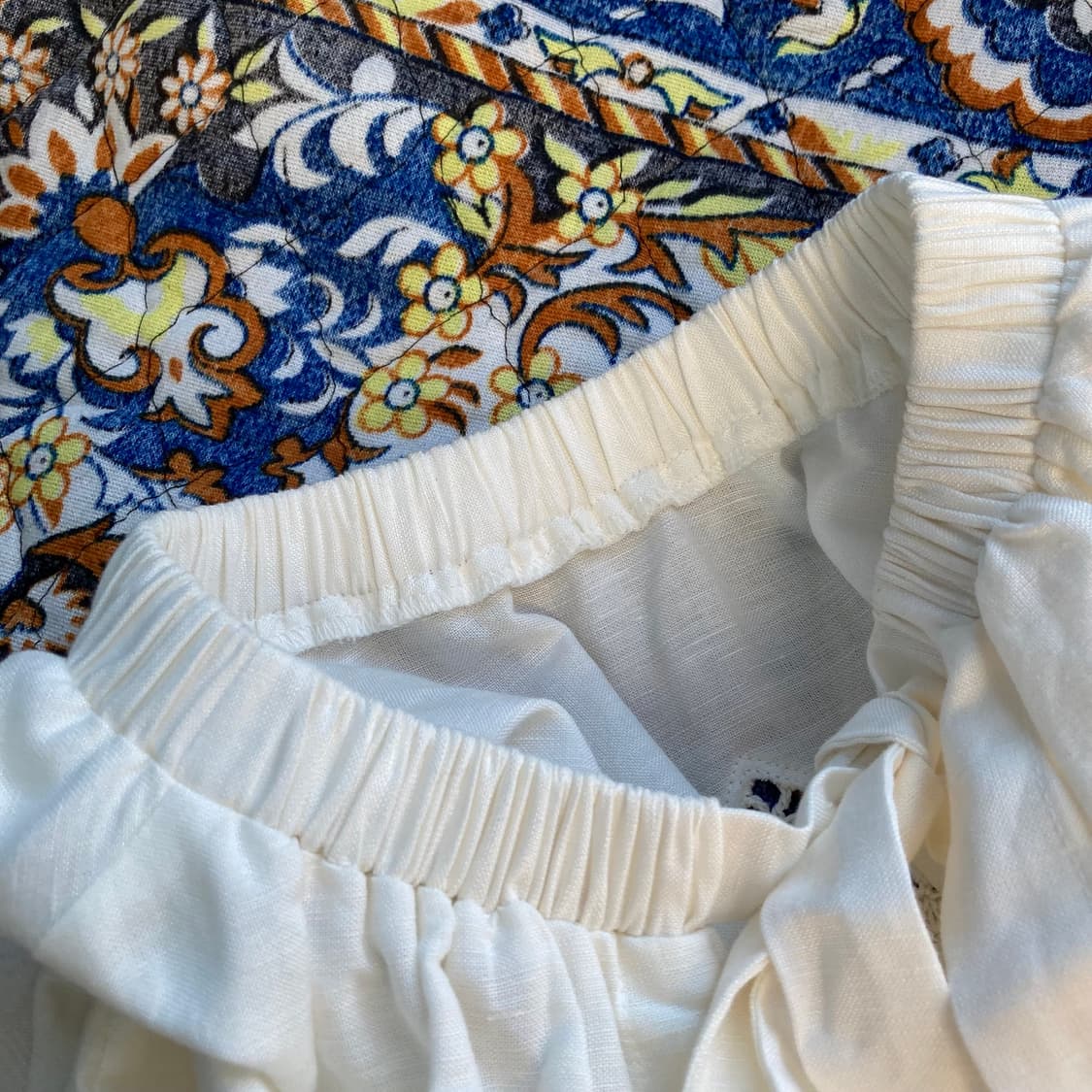 Sea Newyork 씨뉴욕 레이스 크로쉐 리본 크롭 퍼프 탑 블라우스 상품이미지5