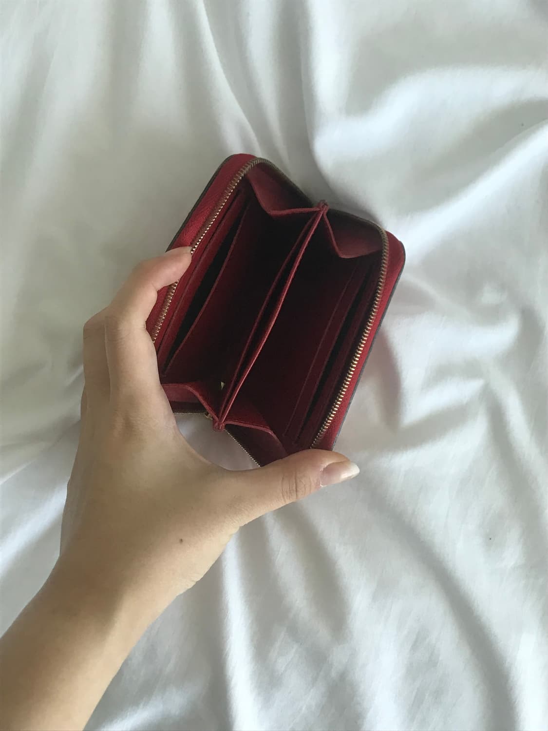 루이비통  2012 모노그램 베르니 지피 동전 지갑 상품이미지2