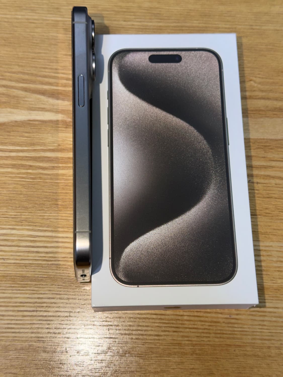 아이폰15 Pro 내추럴 티타늄 128g 상품이미지4