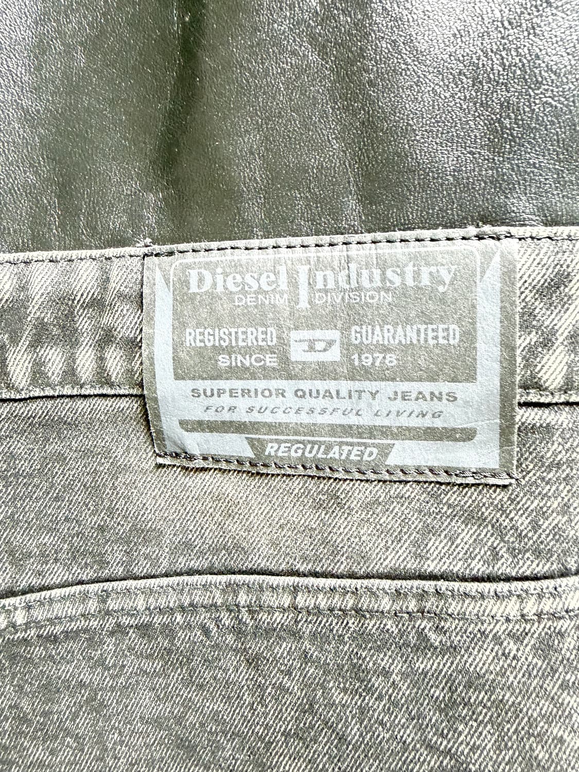 디젤 양가죽 데님 코트 상품이미지3