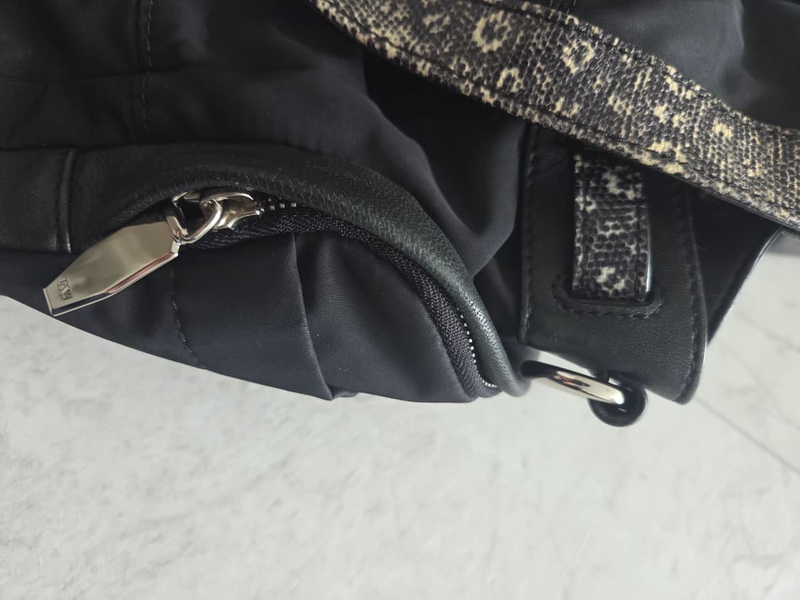 알렉산더왕 백팩 상품이미지3