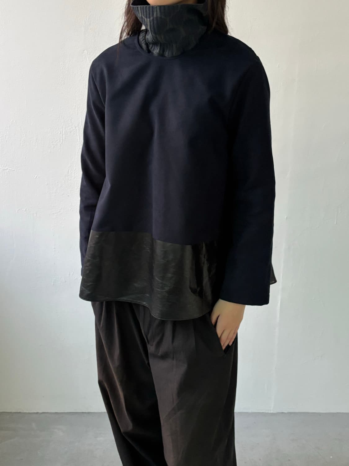 발렌시아가 by 니콜라스 게스키에르 투톤 블라우스 상품이미지7