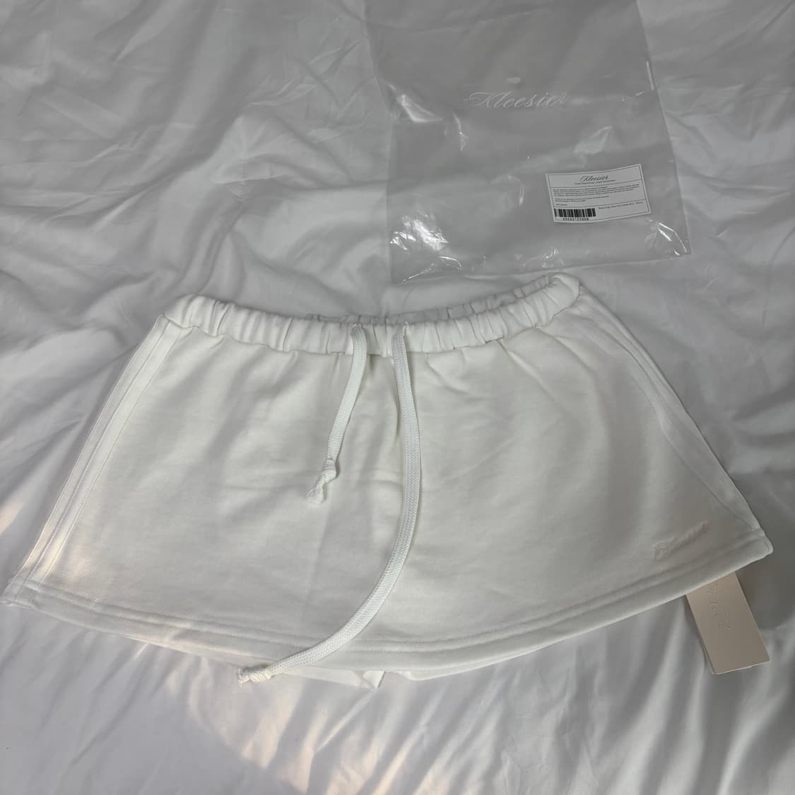 새상품 클리시어 09 스커트 화이트 상품이미지4