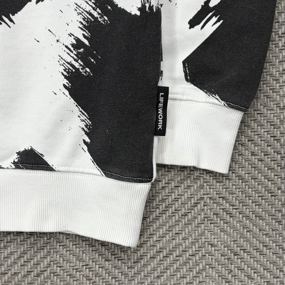 라이프워크 라독 패치 맨투맨 v2058 상품이미지6