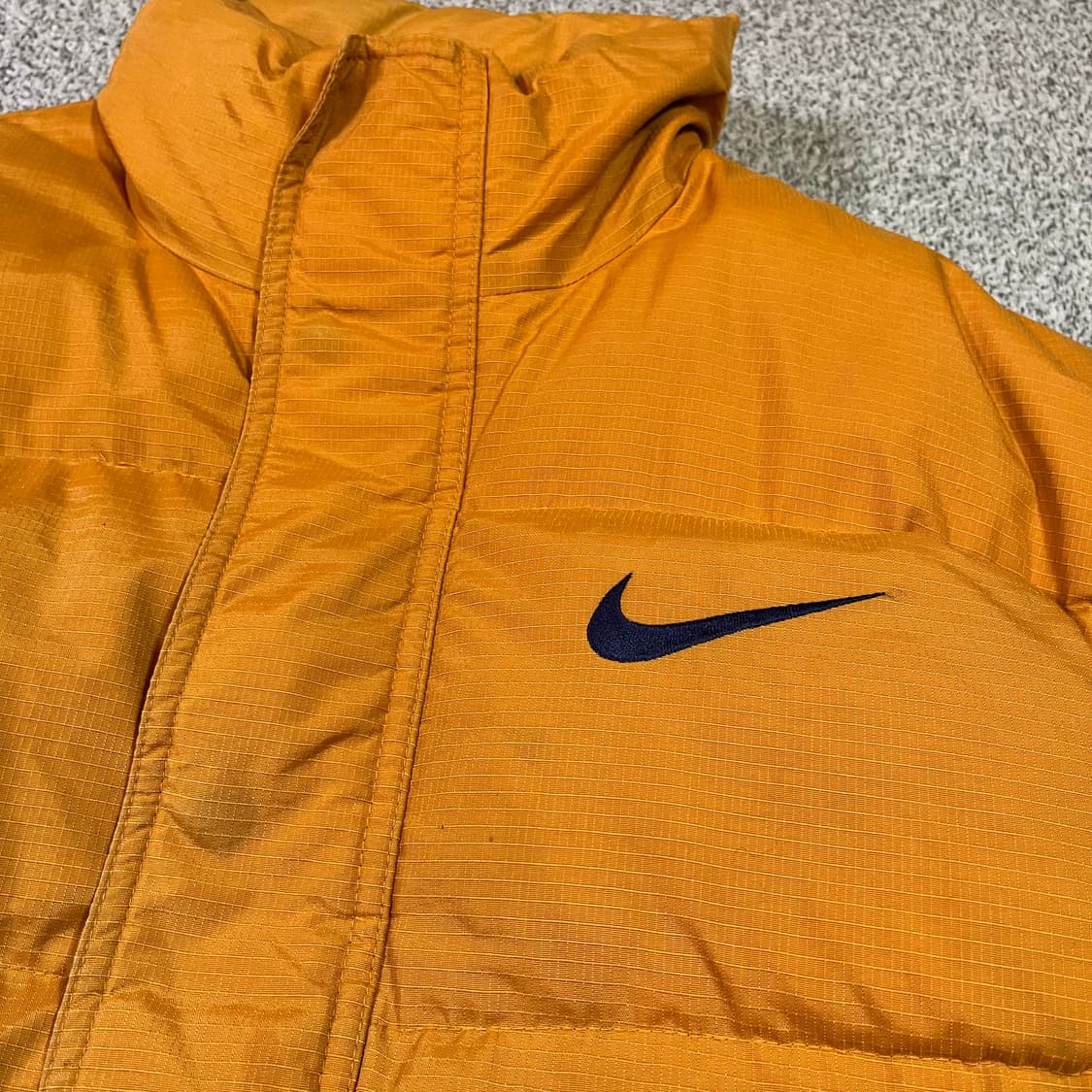 나이키 올드스쿨 스우시 덕다운 패딩 상품이미지2