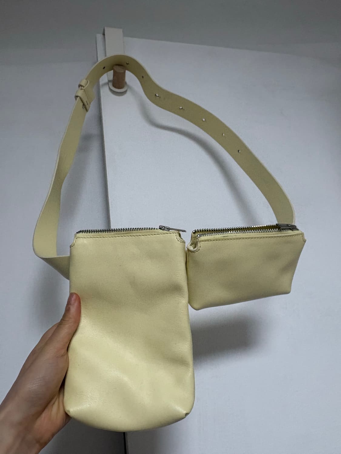 COS 레더백 상품이미지1