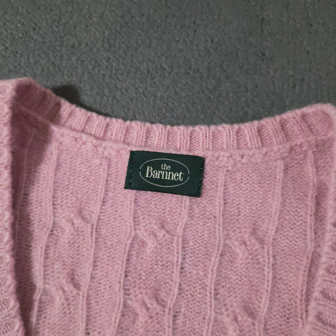 더바넷 핑크 포니 케이블 니트 베스트 상품이미지5