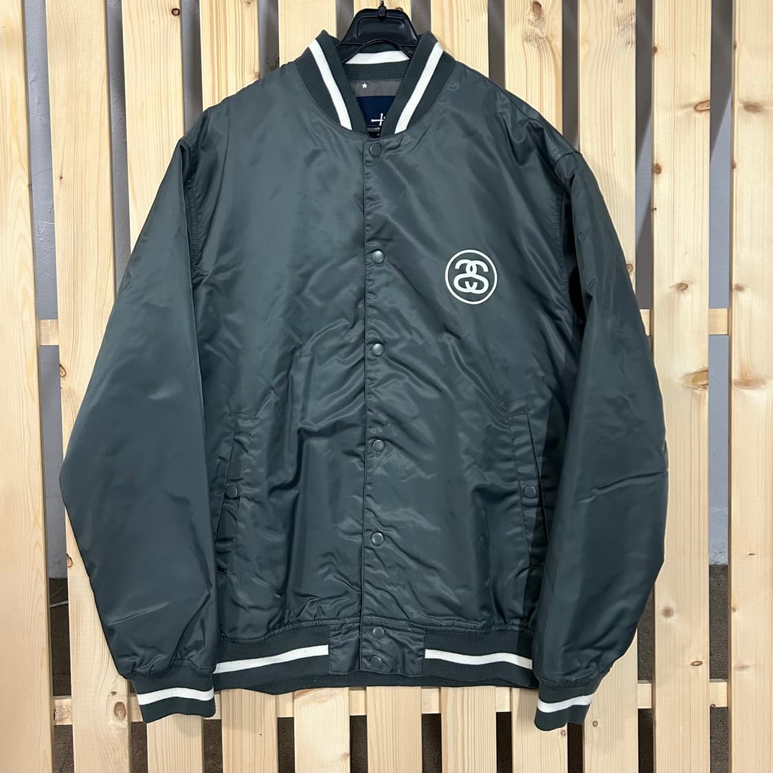  (XL) 스투시 S링크 사틴 그레이 스타디움 자켓  상품이미지1