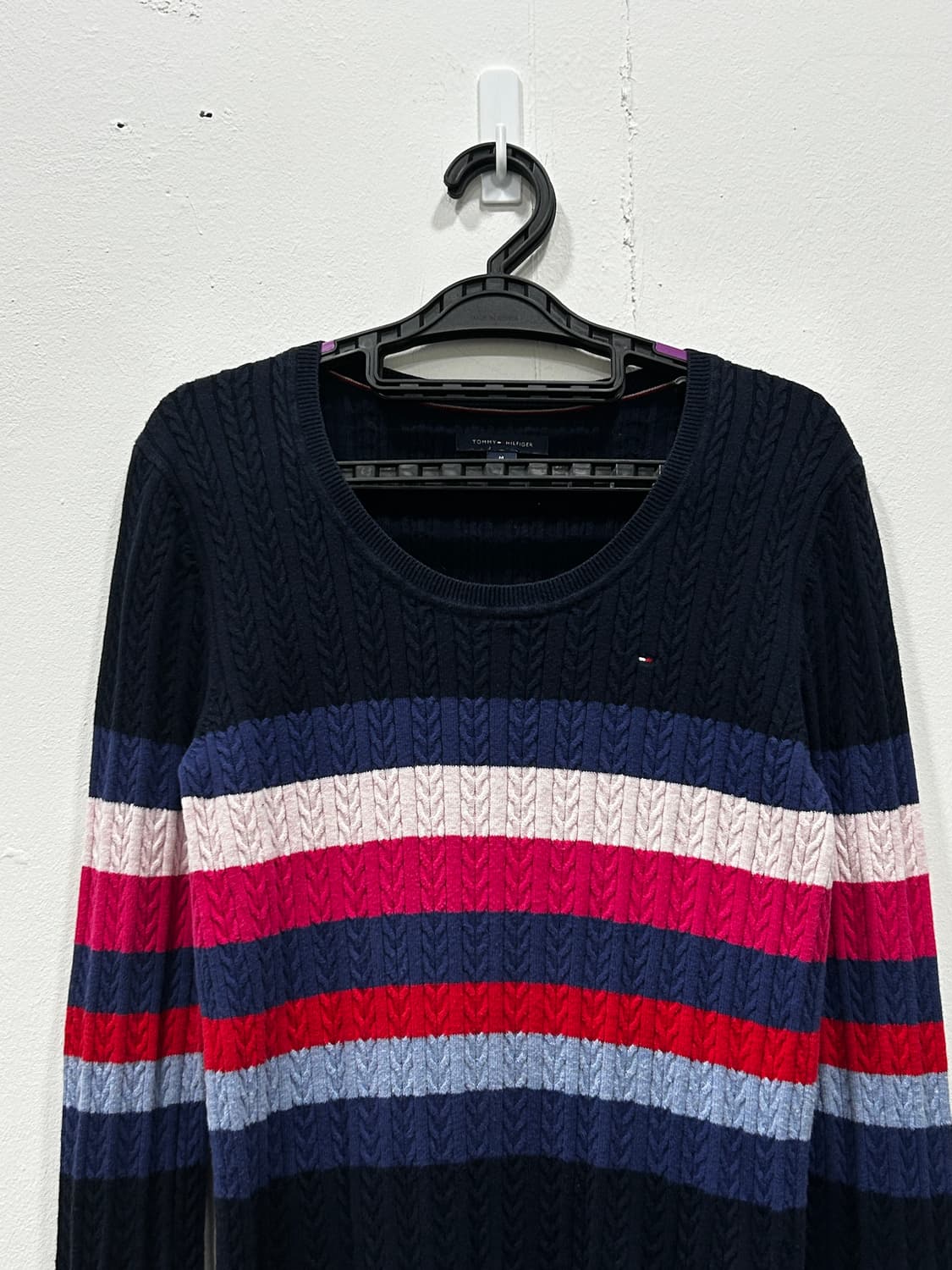 타미힐피거 스트라이프 케이블 니트 여성 M 상품이미지3