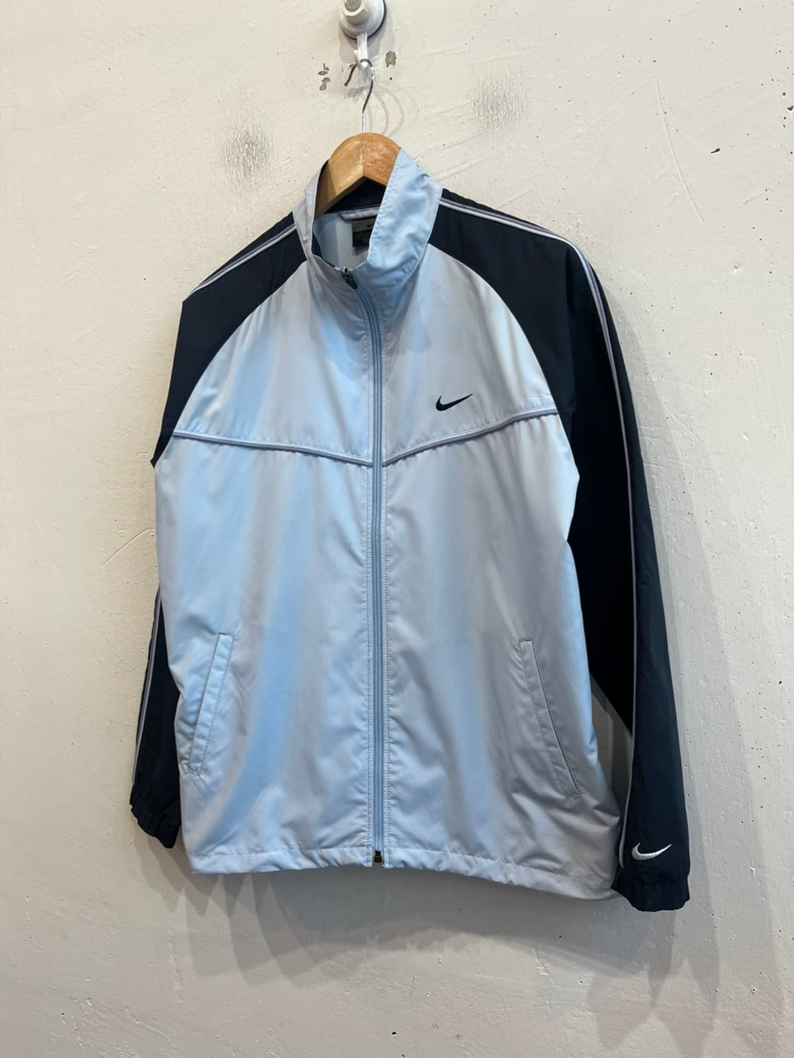 나이키 재팬 스우시 스카이블루 바람막이 자켓 우먼즈 상품이미지1