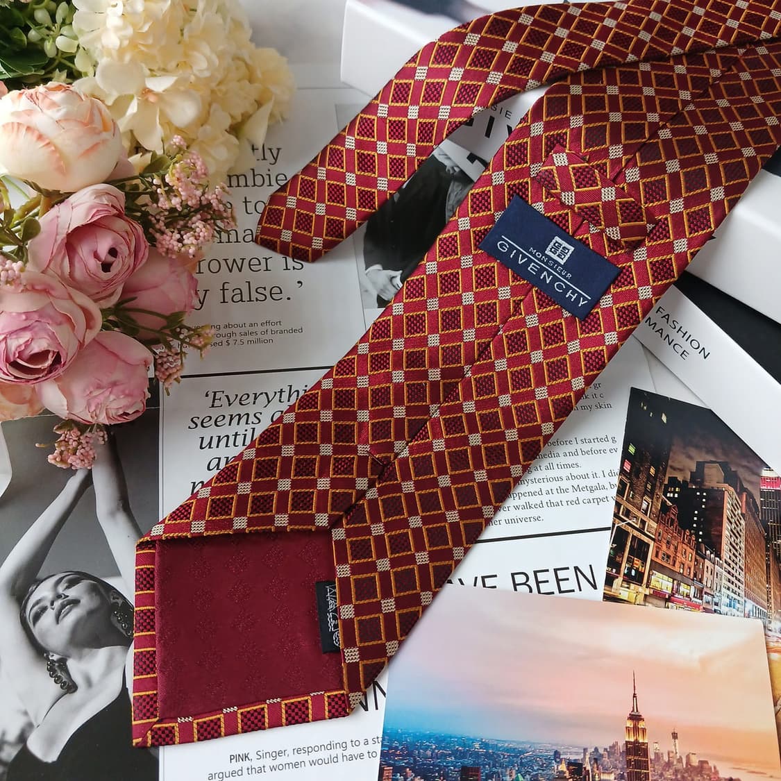 지방시 실크 레드 기하 패턴 넥타이 10cm A+등급 E781
 상품이미지4