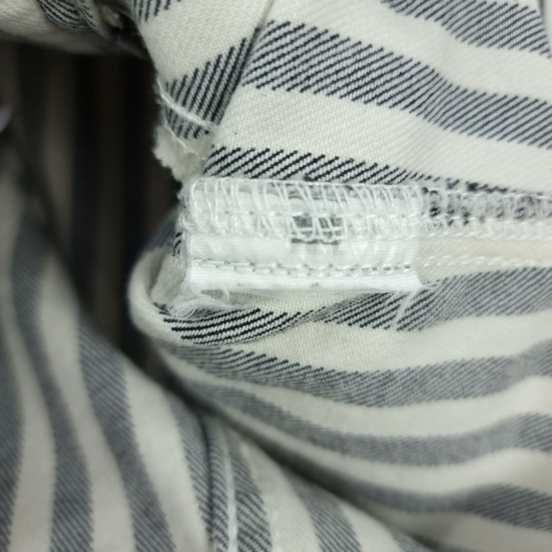 [홀리스터] 스트라이프 코튼 크롭 트러커 자켓 M18858 상품이미지8