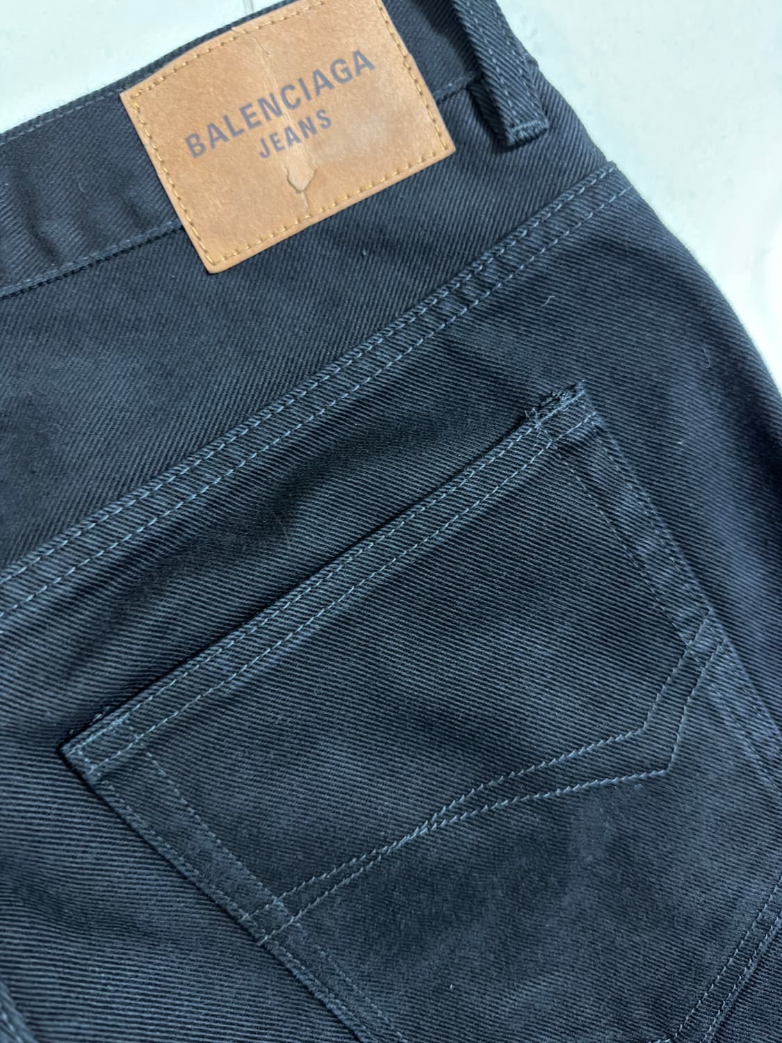 발렌시아가 플레어진 블랙 xs 상품이미지3