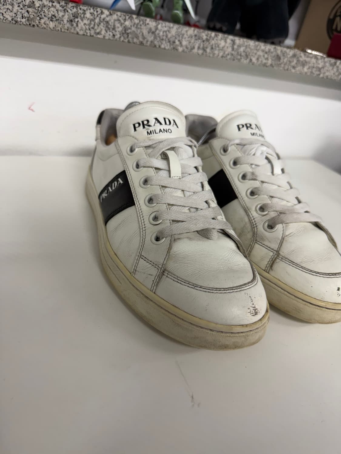 정품) 프라다 남성 밀라노 스니커즈 7 상품이미지3