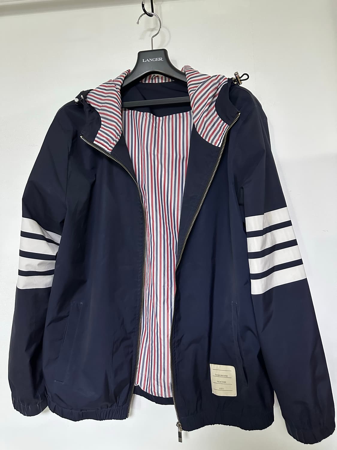 톰브라운 네이비 삼선 바람막이 1사이즈 상품이미지1