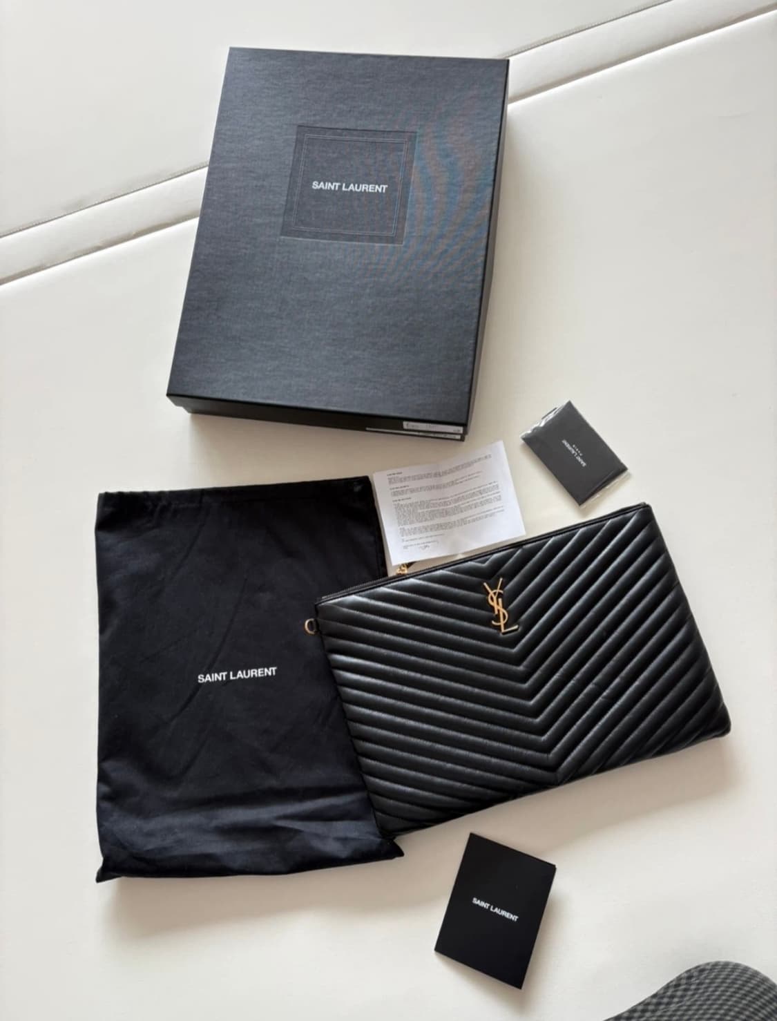 생로랑 클러치 상품이미지1