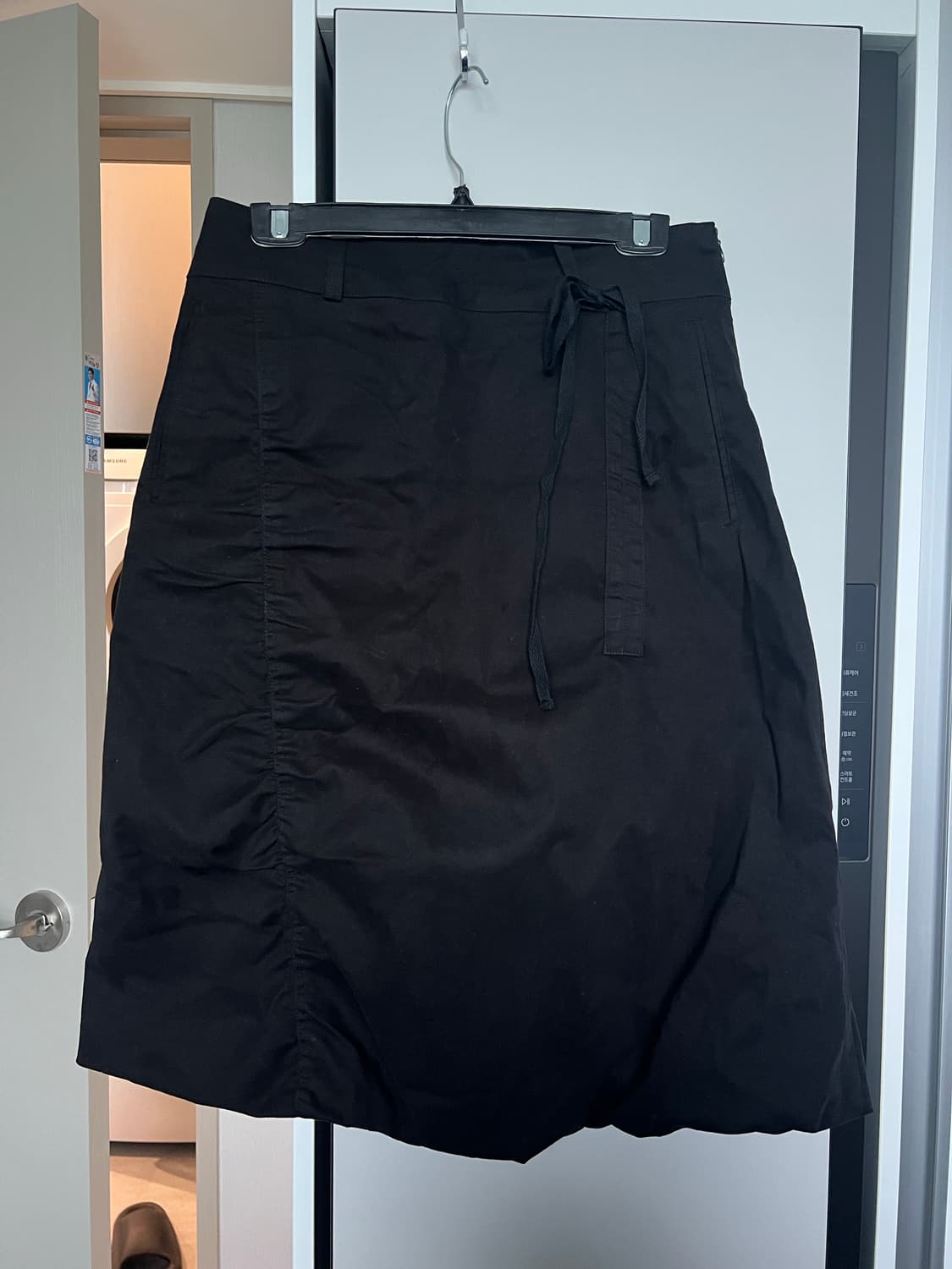 마뗑킴 BLACK POINT PUFF SKIRT 상품이미지3