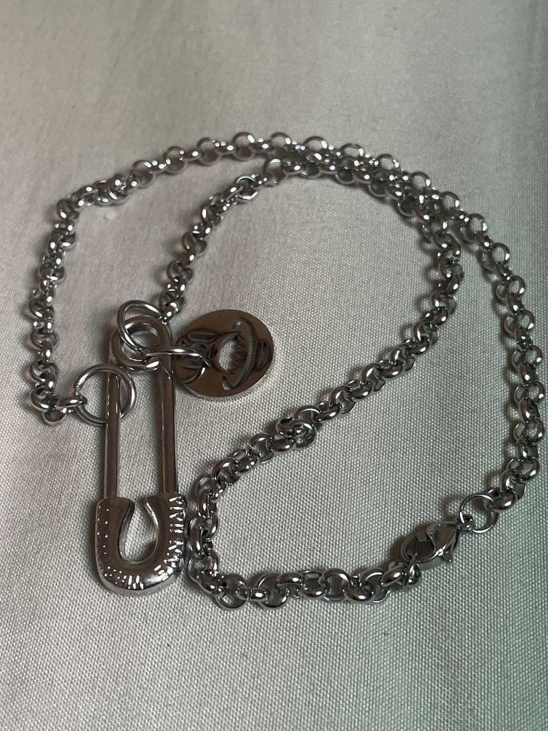 비비안웨스트우드 이모진 네크리스 상품이미지1