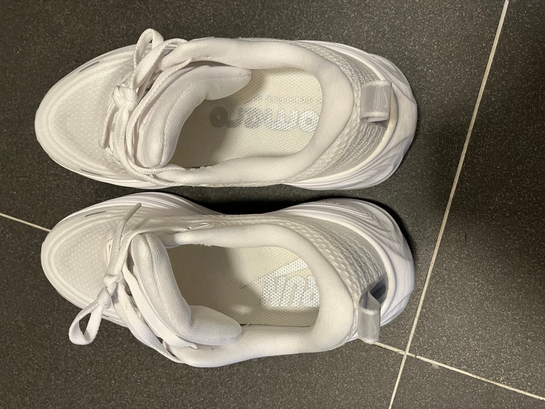 보메로 플러스 올화이트 235 상품이미지3