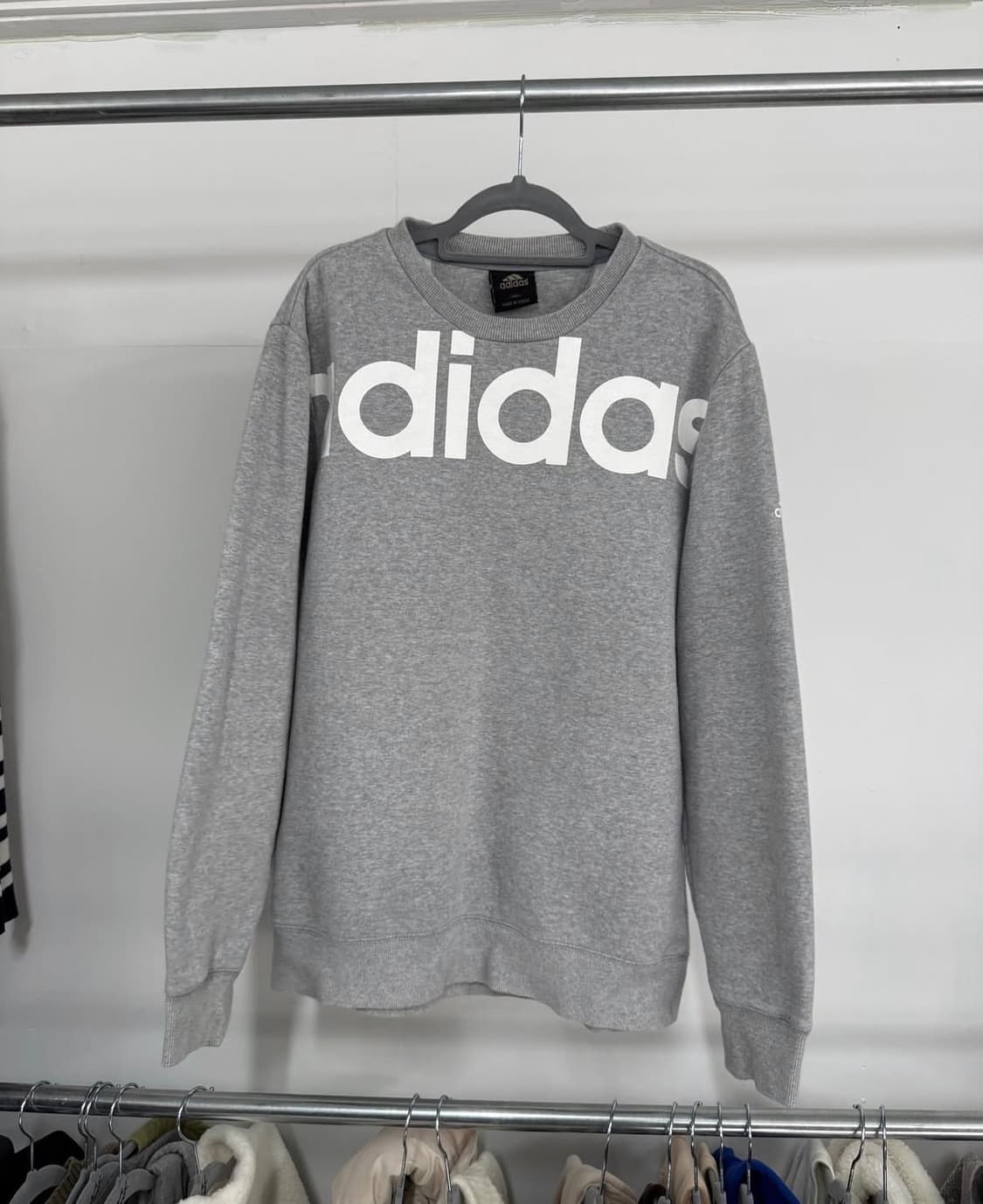 아디다스 맨투맨 상품이미지1