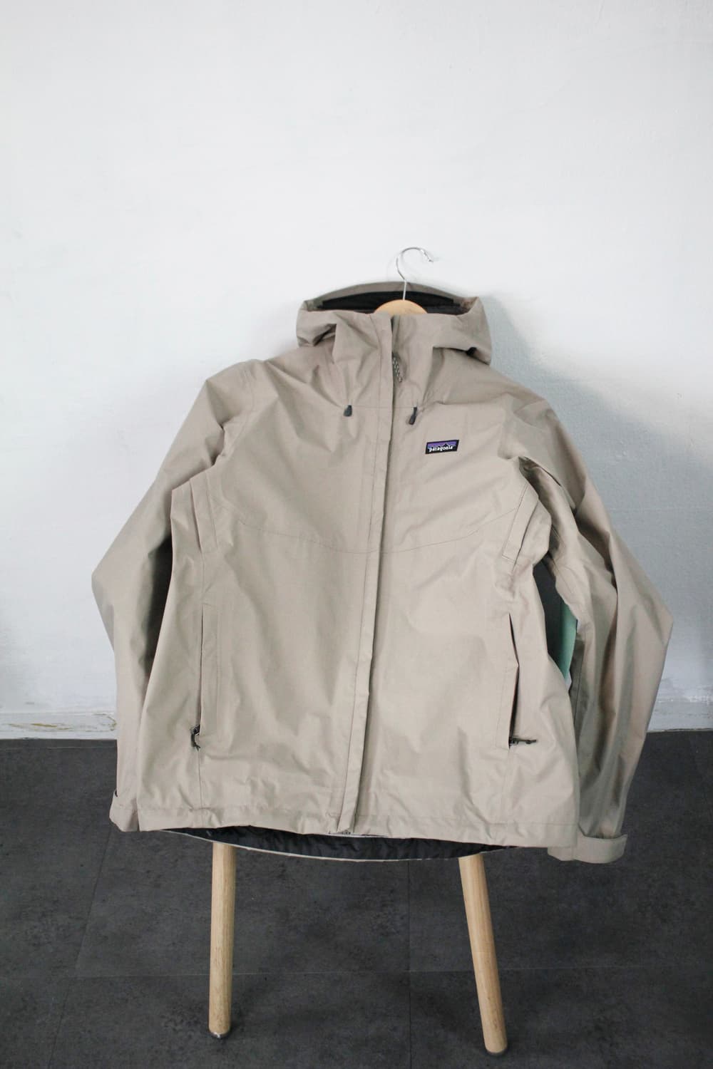 Patagonia Torrent Shell Wind Jacket 상품이미지1