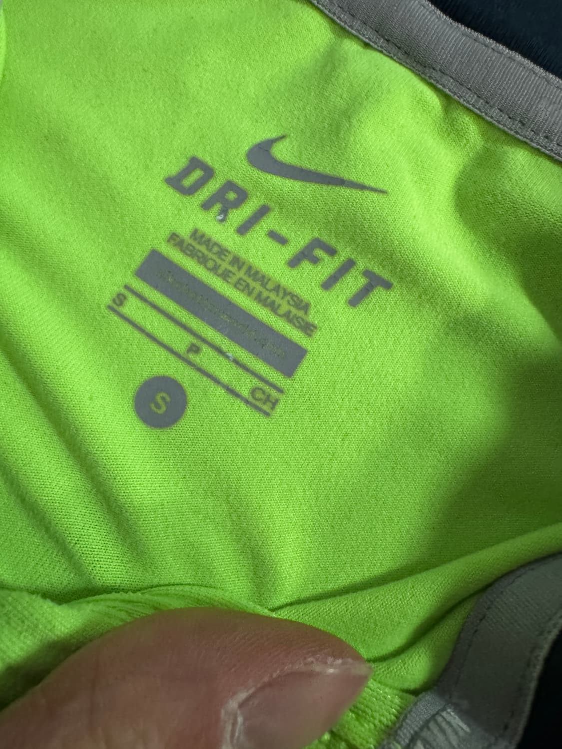 여성 나이키 러닝 드라이핏 기능성 형광 긴팔 티셔츠 s 상품이미지4