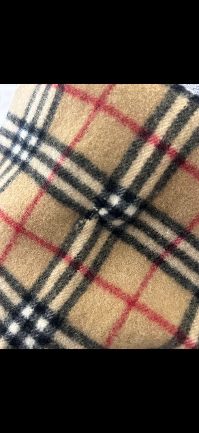 버버리 머플러 150X28cm (정품) 상품이미지3