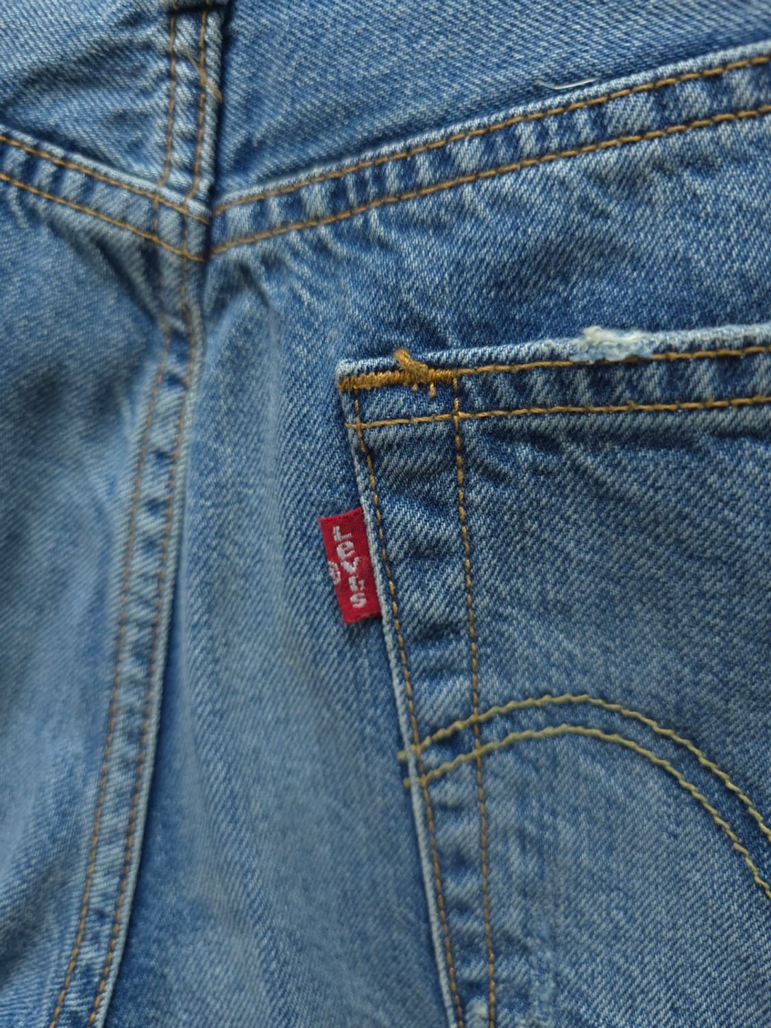 리바이스 여성 501 CT 빈티지 워싱 디스트로이드 데님 팬츠(28) 상품이미지7