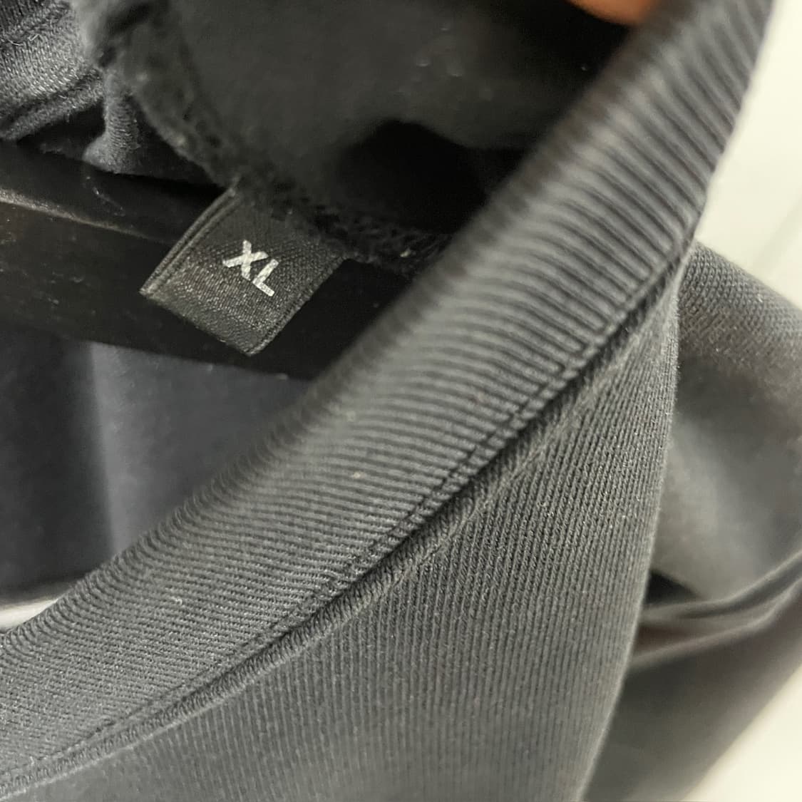 AMI 아미 블랙 반팔 티셔츠 XL 상품이미지6