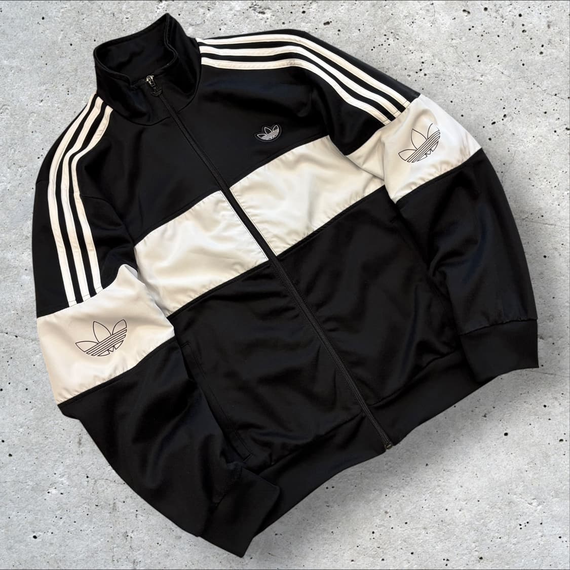 [XL] 아디다스 반드릭스 블랙/화이트 트랙탑 져지 D68 상품이미지1