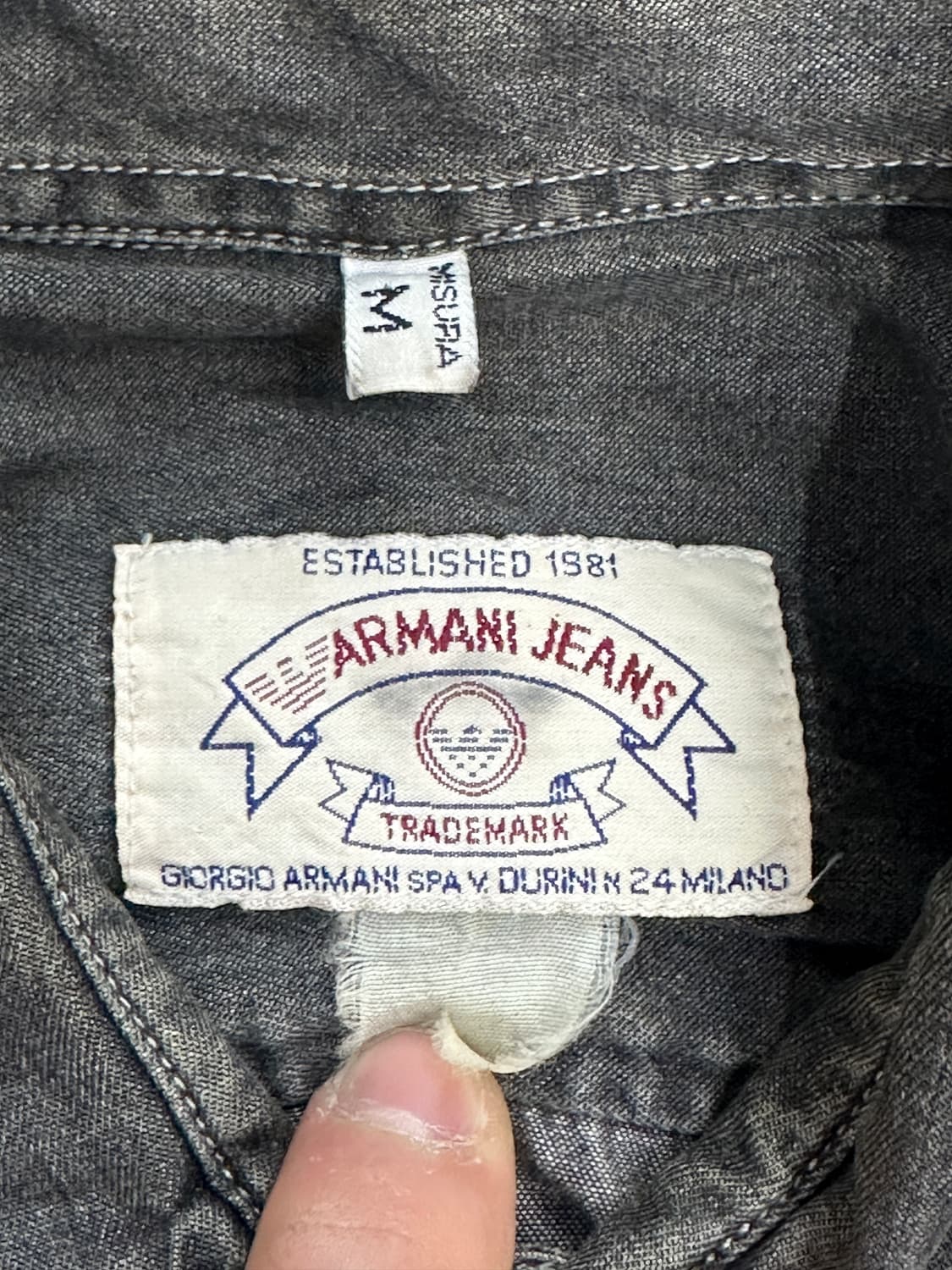 90s ARMANI JEANS 흑청 데님 셔츠 M 상품이미지5