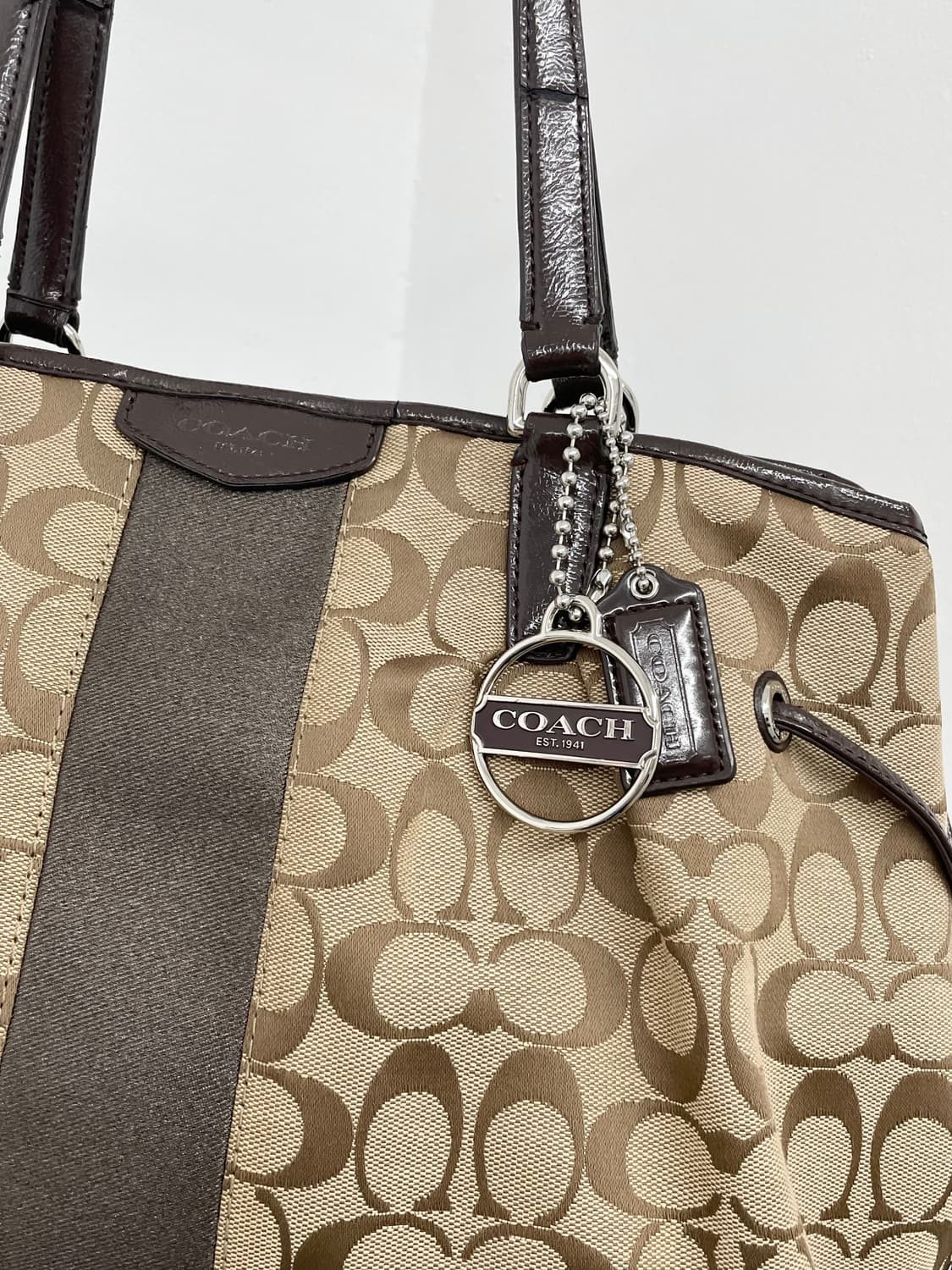 코치 자카드 시그니처 숄더백  상품이미지6