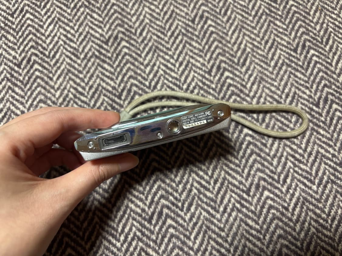 소니 사이버샷 dsc-t5(배터리2개, 메모리스틱2개, 메모리어댑터) 상품이미지7