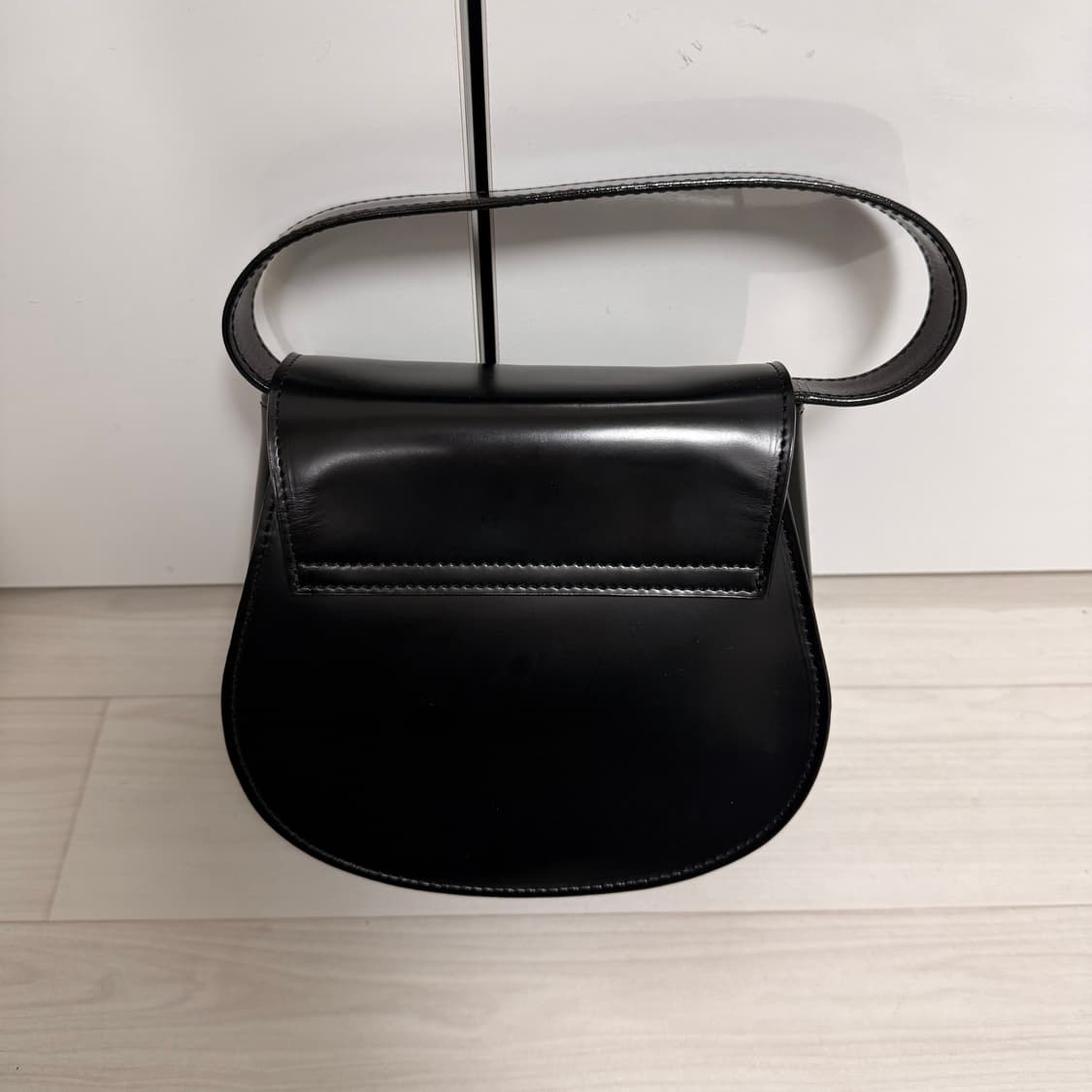 꼼데가르송 꼼데가르송 폴드 오버 탑 미니백 상품이미지4